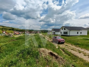  Teren pentru Construcții Rezidențiale la 10 minute de Sibiu - imagine 3