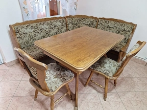 Vând colțar de bucătărie 