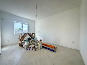 Duplex elegant, 5 camere, 140 mp utili, 345 mp teren - Dumbravita - imagine 13