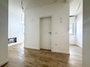 Duplex elegant, 5 camere, 140 mp utili, 345 mp teren - Dumbravita - imagine 12