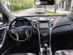 hyundai i30 1.6 benzină  - imagine 5