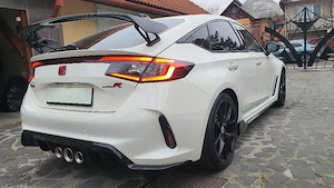 Honda Civic Type R 2024, km 4158, garantie, primul proprietar de nou - imagine 6