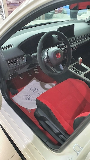Honda Civic Type R 2024, km 4158, garantie, primul proprietar de nou - imagine 9