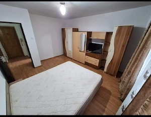 Închiriez garsonieră zona Nord 