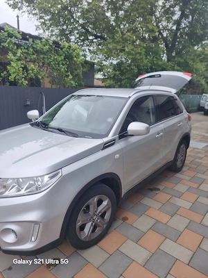 Vând Suzuki Vitara an fabricatie 2017, motor 1,6 benzină  - imagine 3