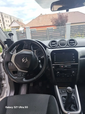 Vând Suzuki Vitara an fabricatie 2017, motor 1,6 benzină  - imagine 5