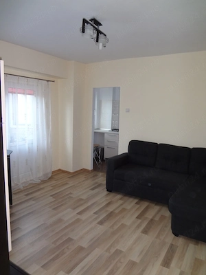 Garsoniera Calea Crangasi langa parc si lac etj 3 7 bloc 1991 - imagine 2