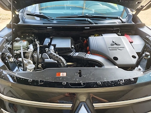 Mitsubishi Outlander PHEV 2.4L 4WD AT Intro edition 2025 - imagine 8