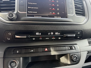 OPEL VIVARO VAN 2020 1.5 HDI   Garanție   Rate   Leasing  - imagine 12