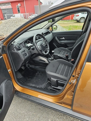 Dacia Duster 1.6 i+gpl - imagine 8