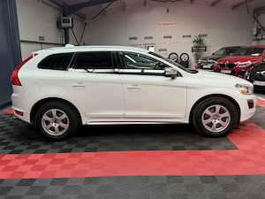 Volvo XC60 2.4 AWD - imagine 3