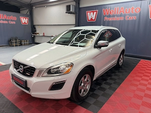 Volvo XC60 2.4 AWD - imagine 8