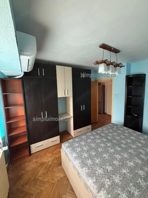 Decomandat 3 Camere Central Decebal - imagine 10