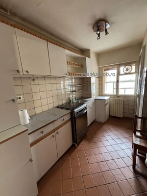 Decomandat 3 Camere Central Decebal - imagine 14