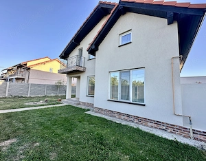 Casă de vânzare, 4 camere, Sanandrei