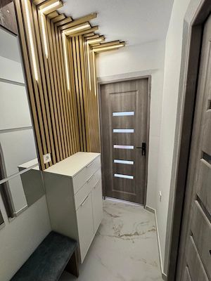 Proprietar vand apartament cu 2 camere, etaj 2 - imagine 6