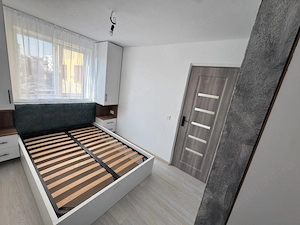Proprietar vand apartament cu 2 camere, etaj 2 - imagine 4