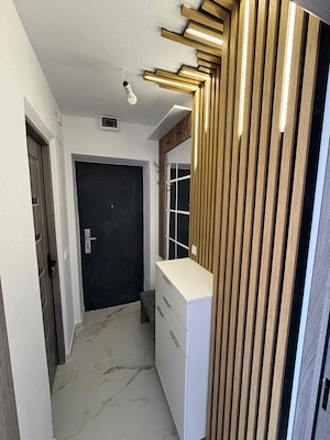 Proprietar vand apartament cu 2 camere, etaj 2 - imagine 8