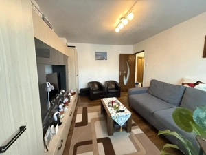 Apartament cu o camera, decomandat, etaj 4 din 5, boxa proprie - Sagului - imagine 2