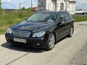 Mercedes Benz C200 CDI  Facelift Euro 4 excelent . - imagine 4