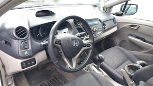 Dezmembrez Honda insight - imagine 2