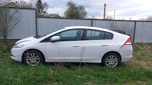 Dezmembrez Honda insight - imagine 3