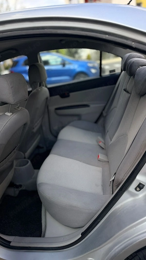 hyundai accent 2009 - imagine 3