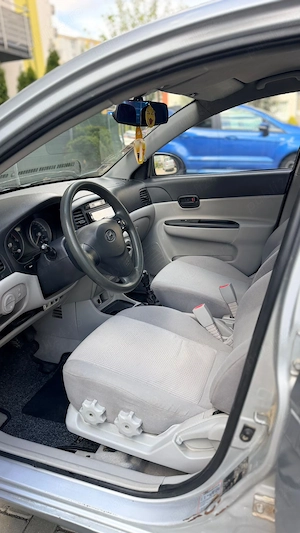 hyundai accent 2009 - imagine 8