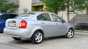 hyundai accent 2009 - imagine 5