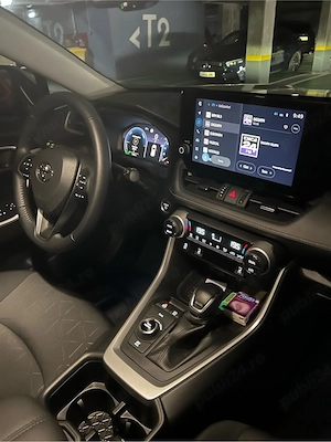 Vanzare Toyota RAV4 din 2024, AWD - Hybrid - imagine 5