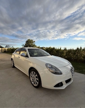 Alfa Romeo Giulietta 2012 - imagine 3