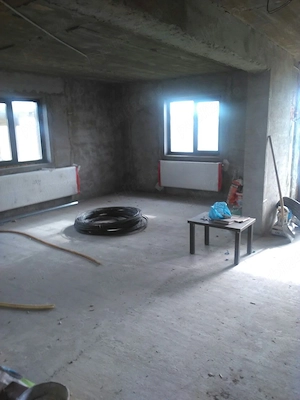 Casa la curte - imagine 4