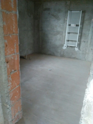 Casa la curte - imagine 3