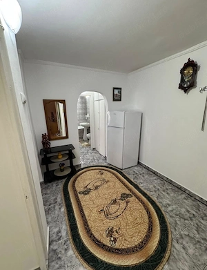 Închiriez apartament 2 camere   decomandat   complet mobilat   300  - imagine 4