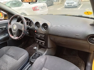 Seat ibiza 2008 1.2 benzină  - imagine 3