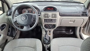Renault Symbol 1.4i benzină cu 8.000km, condiție de showroom - imagine 4