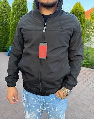 geaca hugo 