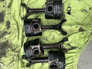 Set 4 Pistoane cu Biele 2.0 TDI CBAB – VW Passat B6, Tiguan, Golf 6, Audi - imagine 2