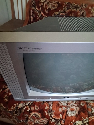 Vand Televizor cu Tub 