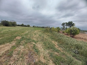     Teren intravilan 4.000 mp de vânzare   Tudor Vladimirescu, Galați | 7 Euro mp - imagine 2