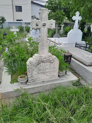 Vand loc de veci in cimitirul Ghencea 1