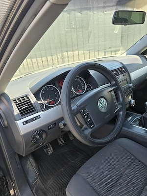 Volkswagen Touareg 2,5 TDI - imagine 6