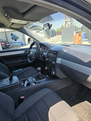 Volkswagen Touareg 2,5 TDI - imagine 7