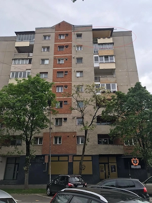 Apartament spațios cu potențial excelent   61 mp, zonă cu multiple facilități