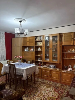 Apartament cu 2 Camere Decomandate, 57 mp, Centrală + AC, Micro 18 - imagine 2
