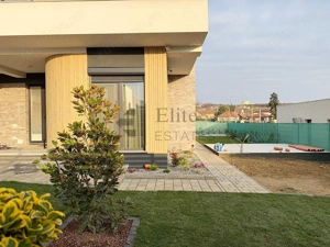 Vila / Casa de vanzare in Oradea, zona Dealuri - imagine 6