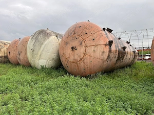 De vânzare rezervoare metalice industriale 