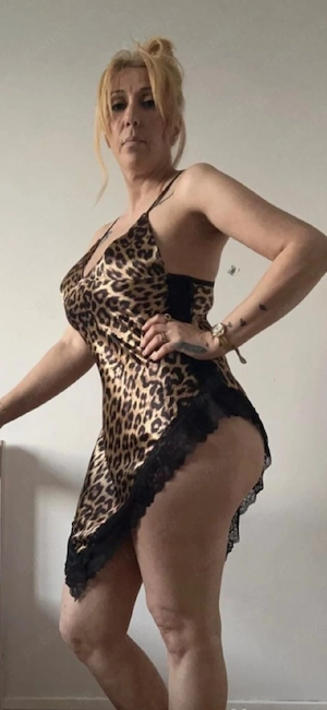 flori 40 +  total experienta masaj  piata progresul 