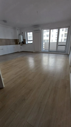 Vand apartament cu 2 camere - imagine 3