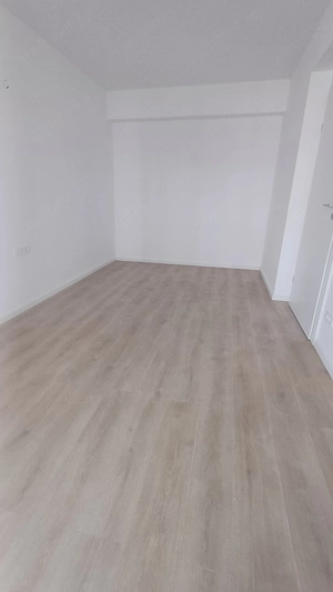 Vand apartament cu 2 camere - imagine 8